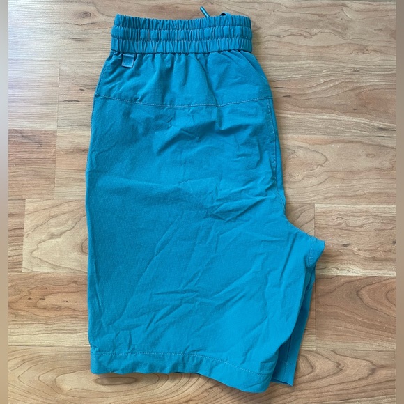 NWOT Lululemon Bowline Short 8" Stretch Ripstop - Picture 3 of 7